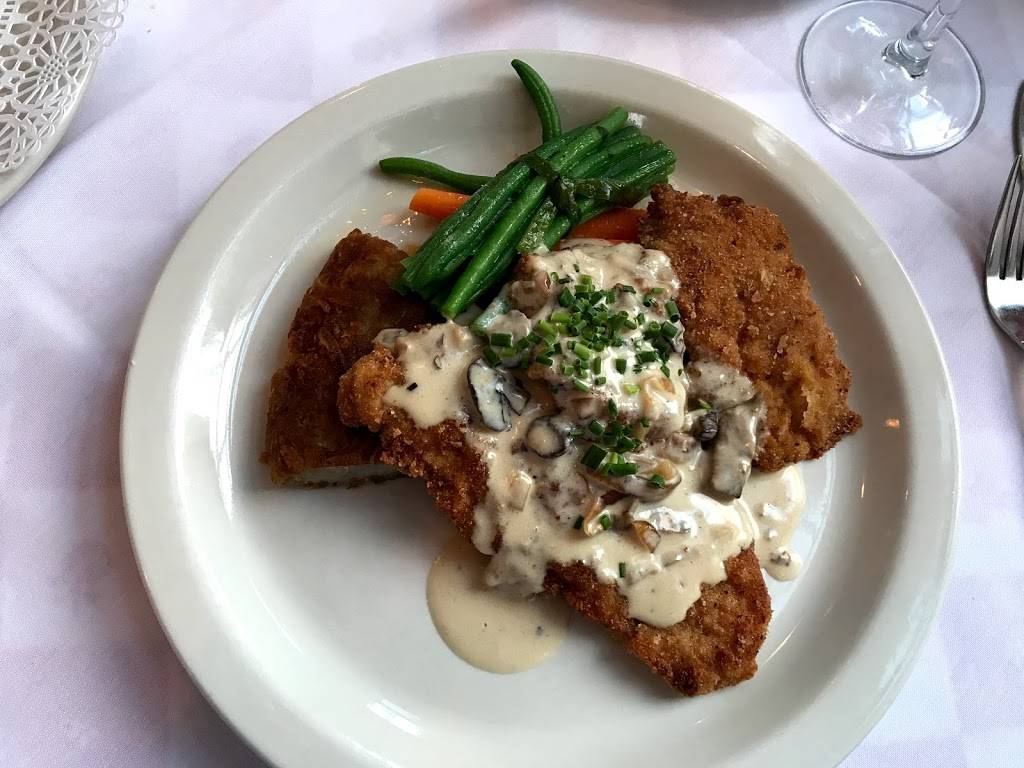 The Watch Factory | restaurant | 122 Elm St, Cheshire, CT 06410, USA | 2032711717 OR +1 203-271-1717