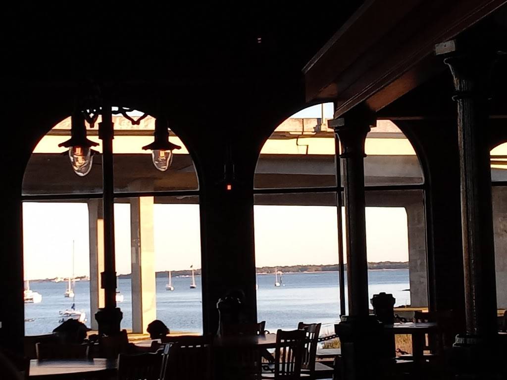 California Dreaming | restaurant | 1 Ashley Point Dr, Charleston, SC 29407, USA | 8437661644 OR +1 843-766-1644