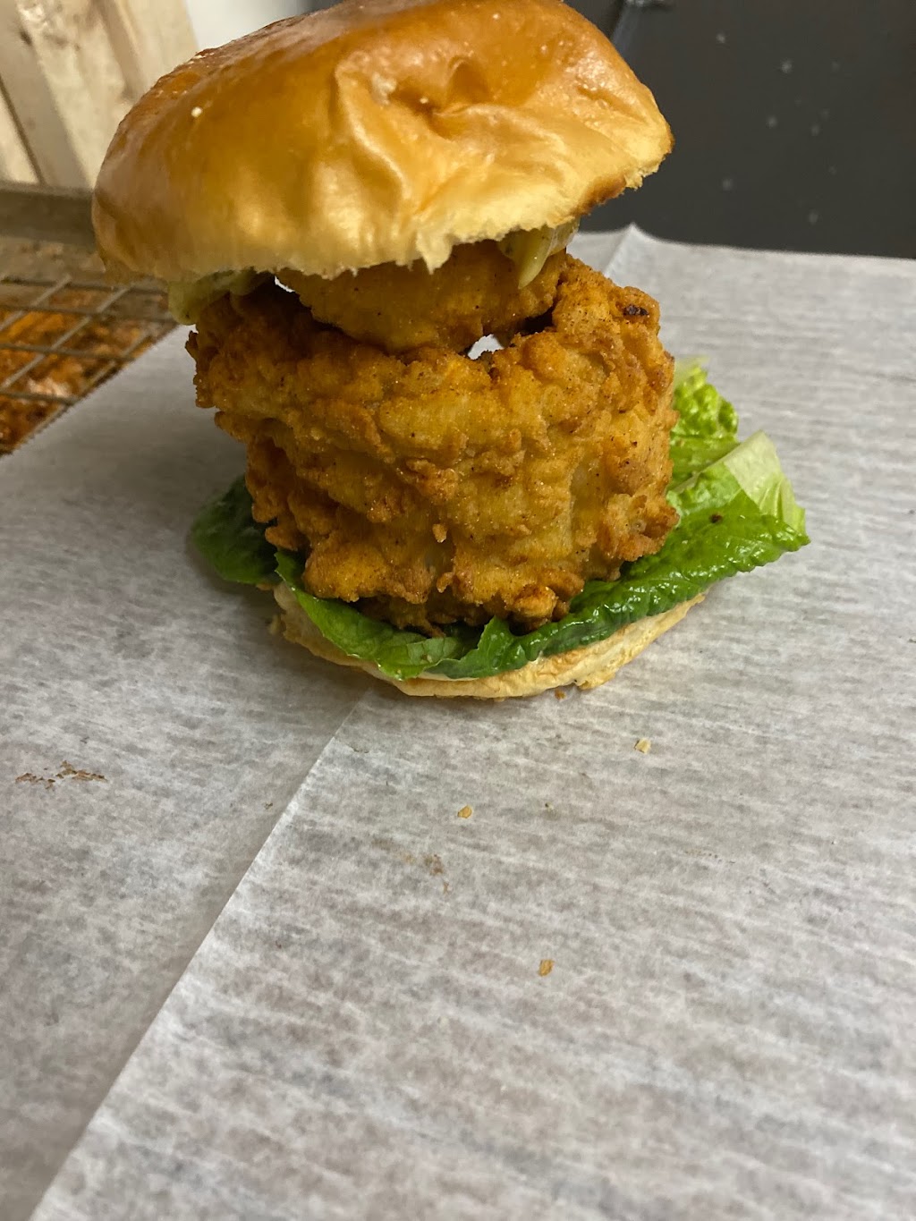 The Lobster Queen | restaurant | 1122 Teaneck Rd, Teaneck, NJ 07666, USA | 5515873656 OR +1 551-587-3656