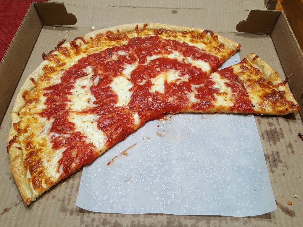 Julios Famous Pizzeria | restaurant | 515 S Oxford Valley Rd, Fairless Hills, PA 19030, USA | 2159454355 OR +1 215-945-4355