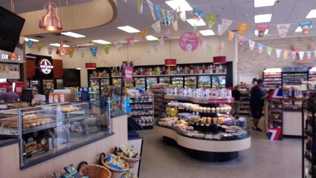 Wawa | cafe | 2449 N Orange Blossom Trail, Kissimmee, FL 34744, USA | 4078701502 OR +1 407-870-1502
