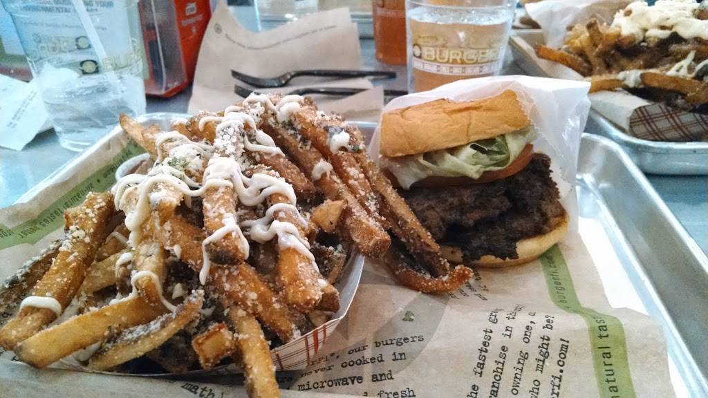 BurgerFi | restaurant | 8504 Fenton St, Silver Spring, MD 20910, USA | 3015652100 OR +1 301-565-2100