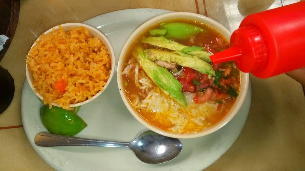 Taqueria La Finca | restaurant | 2640 W Main St, Port Lavaca, TX 77979, USA | 3615526515 OR +1 361-552-6515