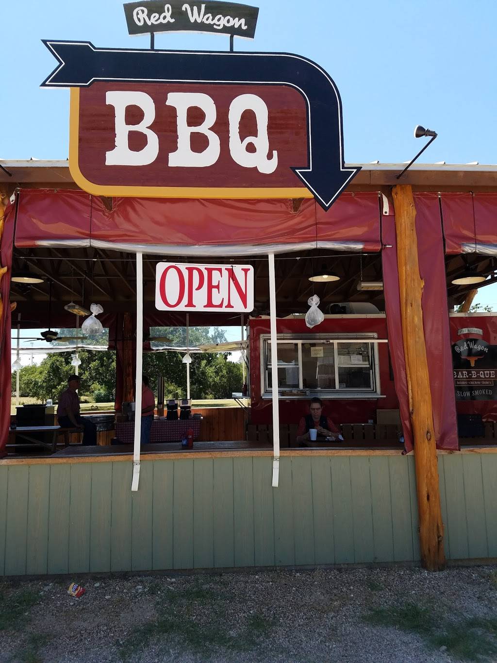 Red Wagon Bar-B-Que | restaurant | 169 Halbert Ln, Waco, TX 76705, USA | 2548292277 OR +1 254-829-2277