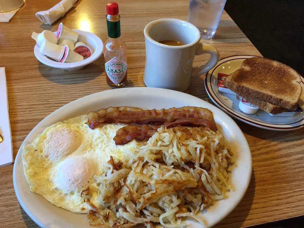 El Toro Of St. Joseph | restaurant | 221 E Lincoln St, St Joseph, IL 61873, USA | 2174697288 OR +1 217-469-7288