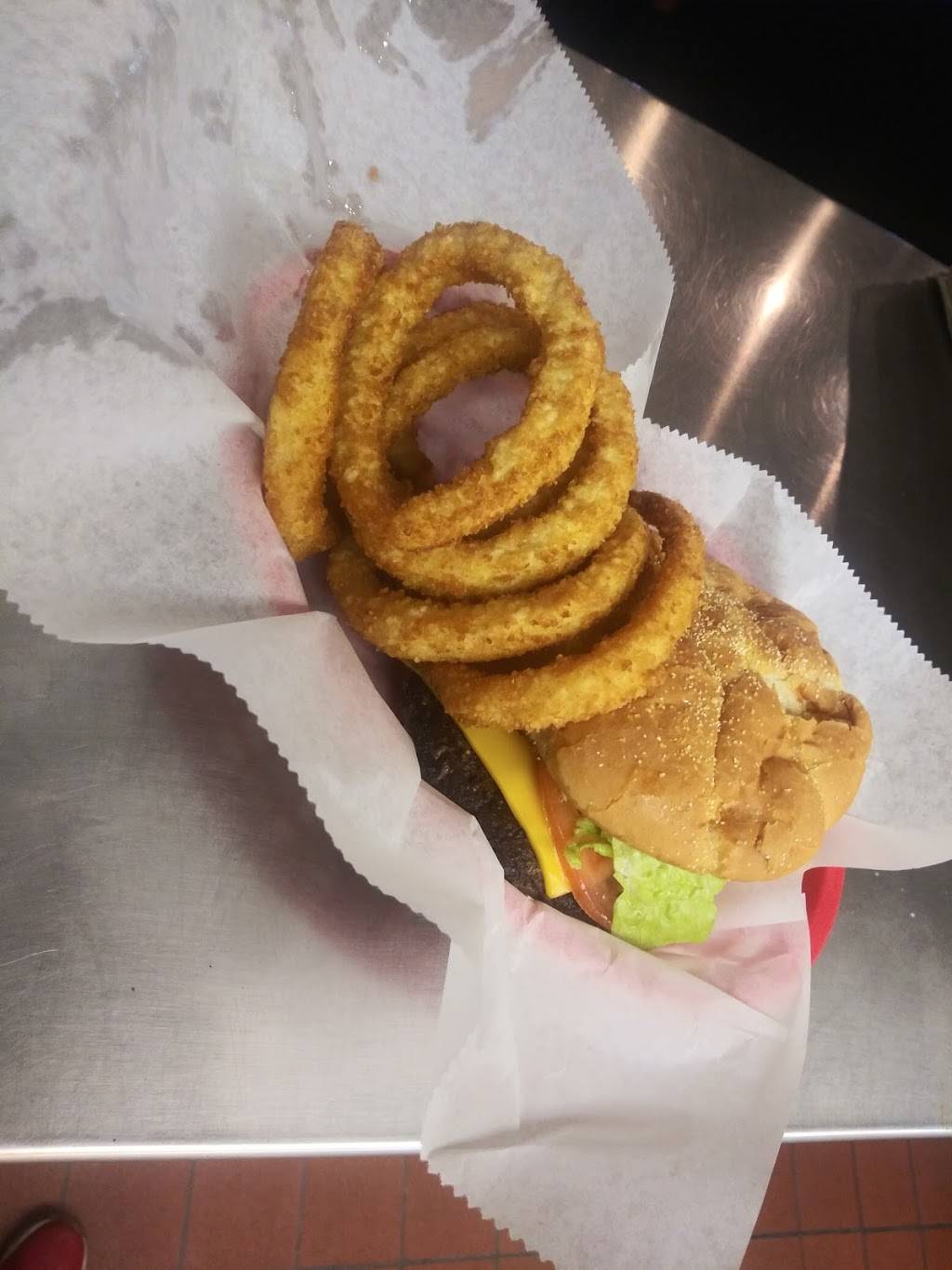 Eves Pizza | restaurant | 1670 S 17th St, Louisville, KY 40210, USA | 5022904743 OR +1 502-290-4743