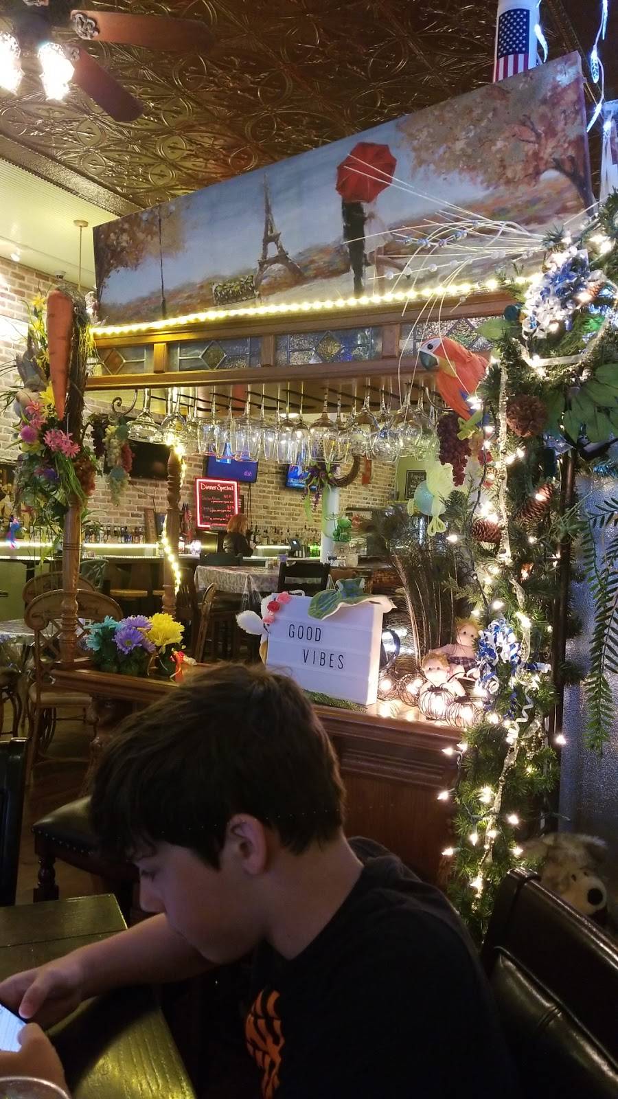 Cafe Cuisine | restaurant | 321 Halifax St, Emporia, VA 23847, USA | 4346342757 OR +1 434-634-2757