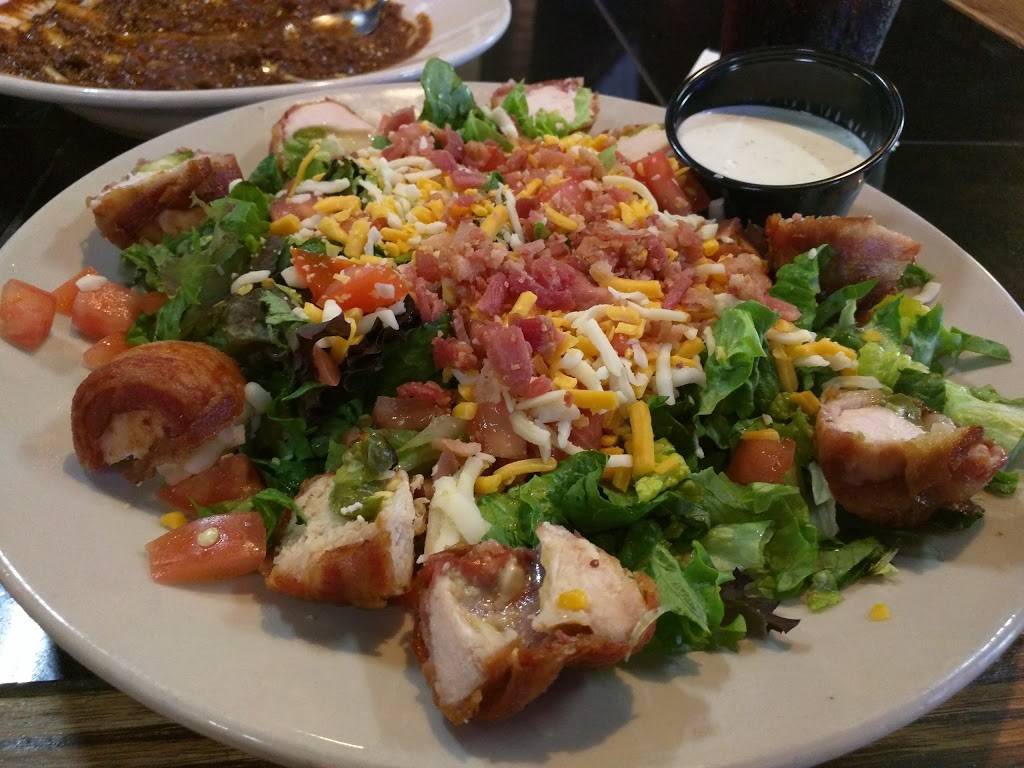 Salty Dog Sports Bar And Grill | restaurant | 2004 N Valley Mills Dr, Waco, TX 76710, USA | 2547325161 OR +1 254-732-5161