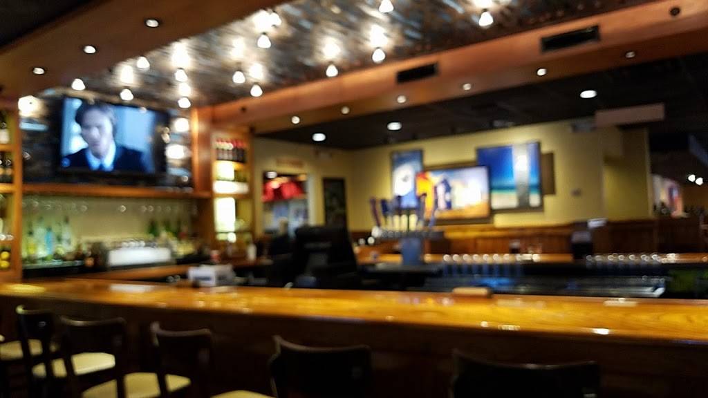 Outback Steakhouse | restaurant | 9880 Colerain Ave, Cincinnati, OH 45251, USA | 5132450900 OR +1 513-245-0900