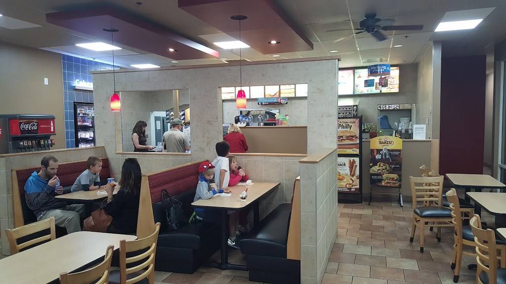 Dairy Queen Grill & Chill | restaurant | 1031 S Santa Fe Ave, Vista, CA 92083, USA | 7607585301 OR +1 760-758-5301