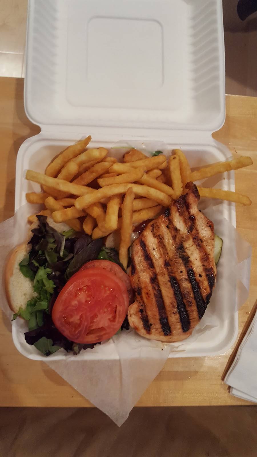 Ruskis | restaurant | 212 Danforth St, Portland, ME 04102, USA | 2077747604 OR +1 207-774-7604