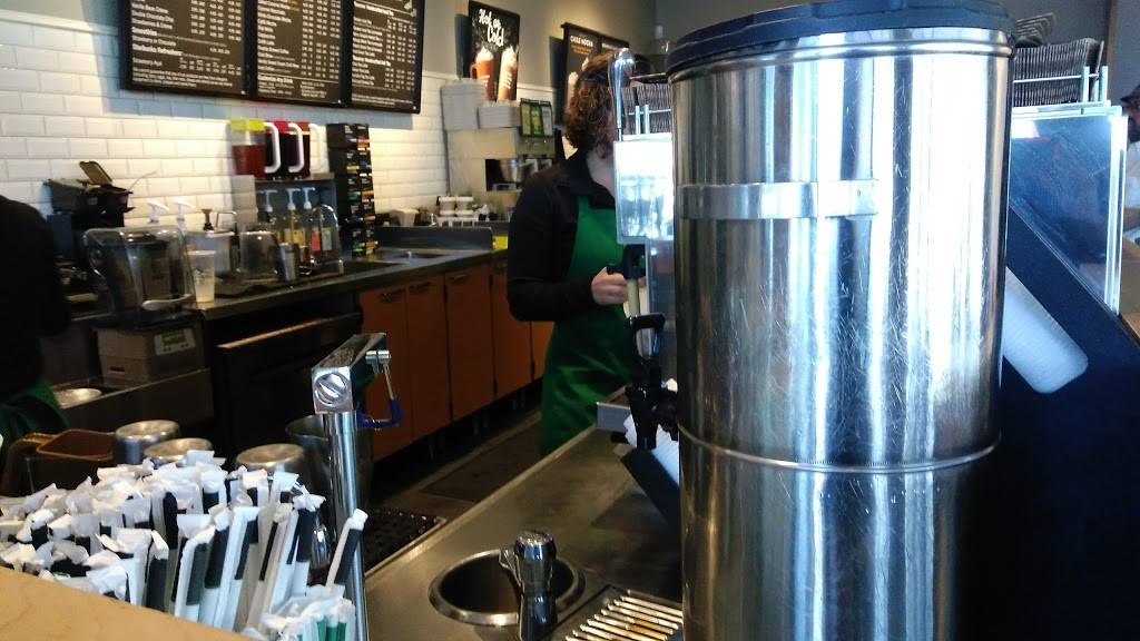 Starbucks | cafe | 1425 W New Haven Ave, Melbourne, FL 32904, USA | 3216762092 OR +1 321-676-2092