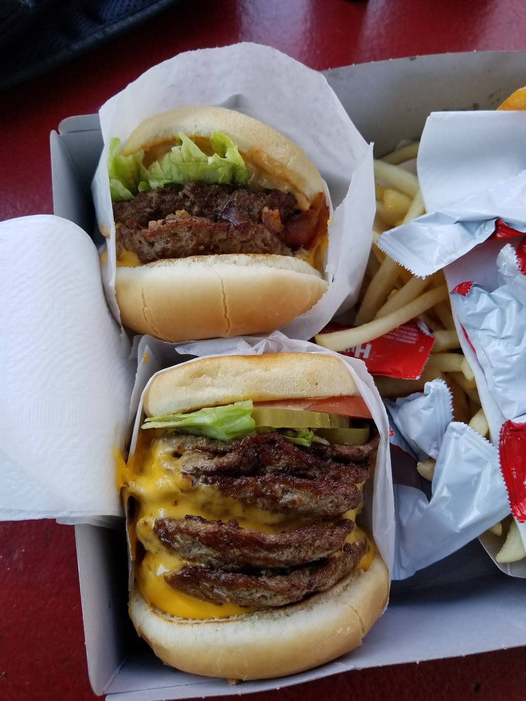 Wedge Burger | restaurant | 310 E 17th St, Costa Mesa, CA 92627, USA | 9496505951 OR +1 949-650-5951