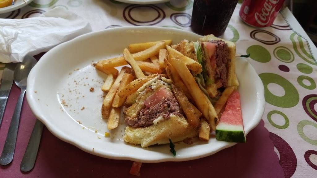 Maries Restaurant | bakery | 85 Beach Rd, Salisbury, MA 01952, USA | 9784620911 OR +1 978-462-0911