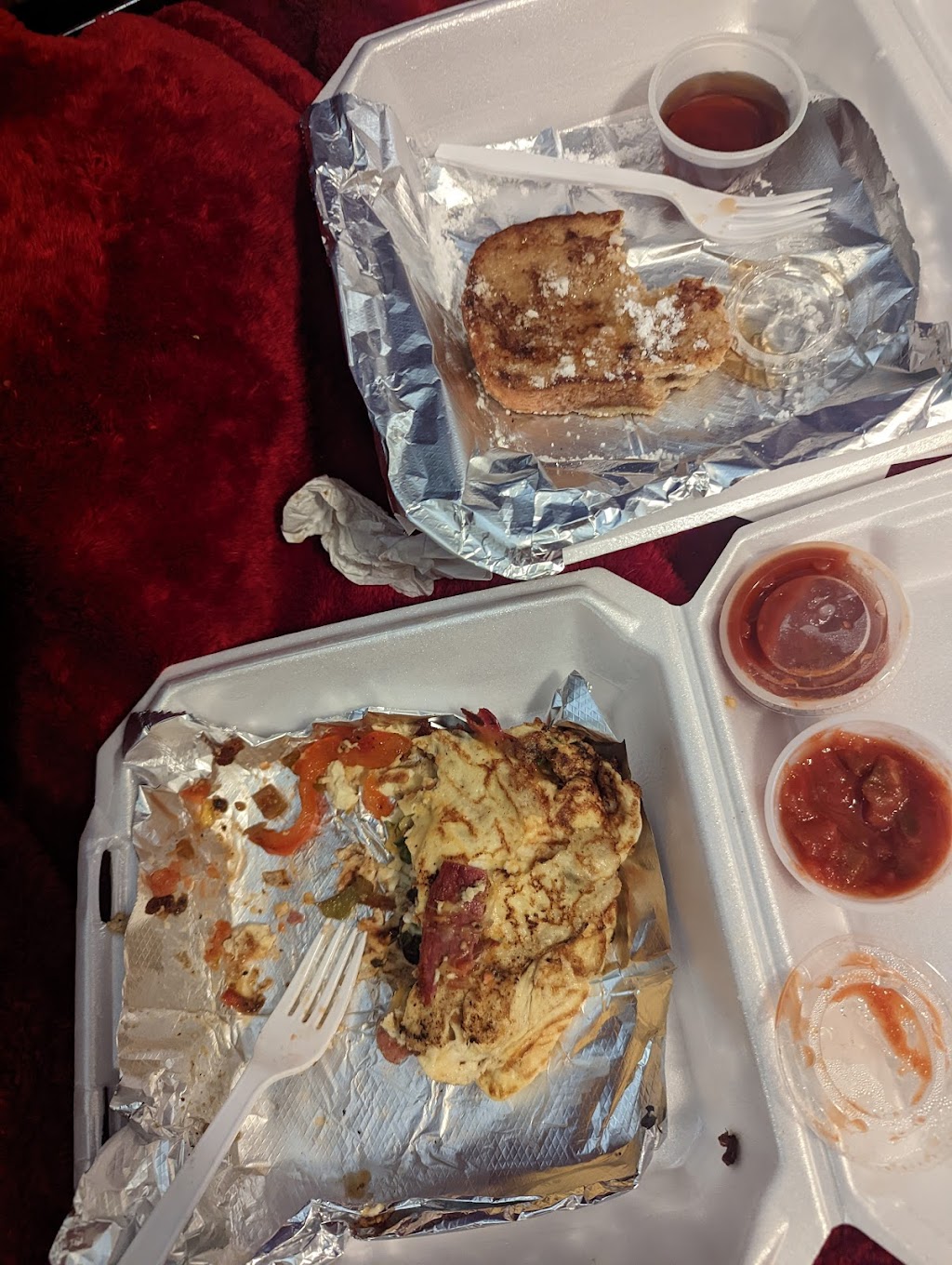 Crack of dawn food truck south Memphis location | restaurant | 574 S Pkwy E, Memphis, TN 38106, USA | 9012977591 OR +1 901-297-7591