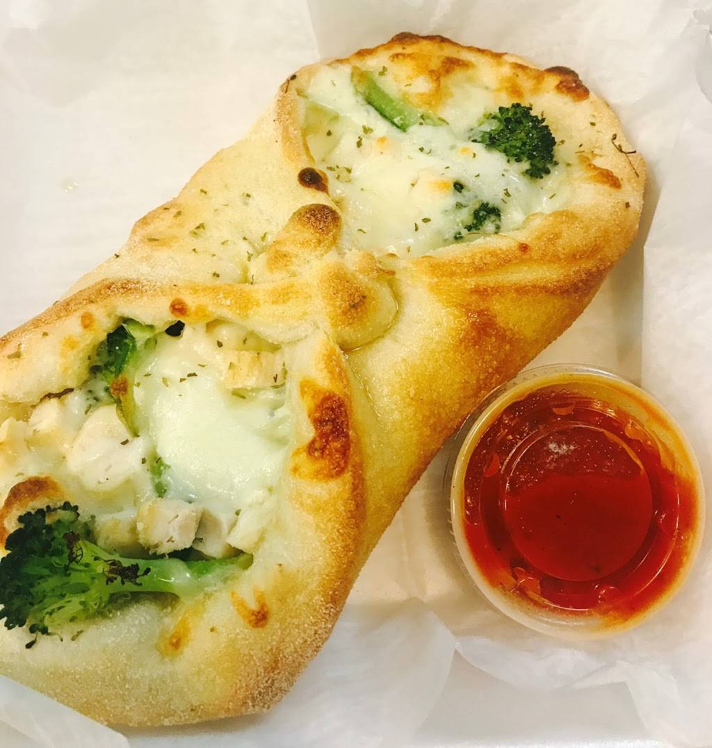 DCarlito Pizza & Pasta | restaurant | 215 Western Ave, Albany, NY 12203, USA | 5184630054 OR +1 518-463-0054