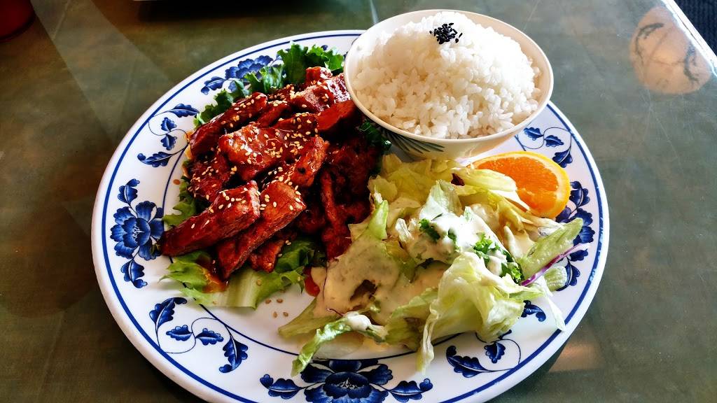 Sushi King | restaurant | 5089 Business Center Dr #106, Fairfield, CA 94534, USA | 7078640707 OR +1 707-864-0707