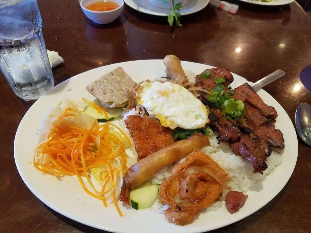 Rice Paper | restaurant | 6775 Wilson Blvd, Falls Church, VA 22044, USA | 7035383888 OR +1 703-538-3888