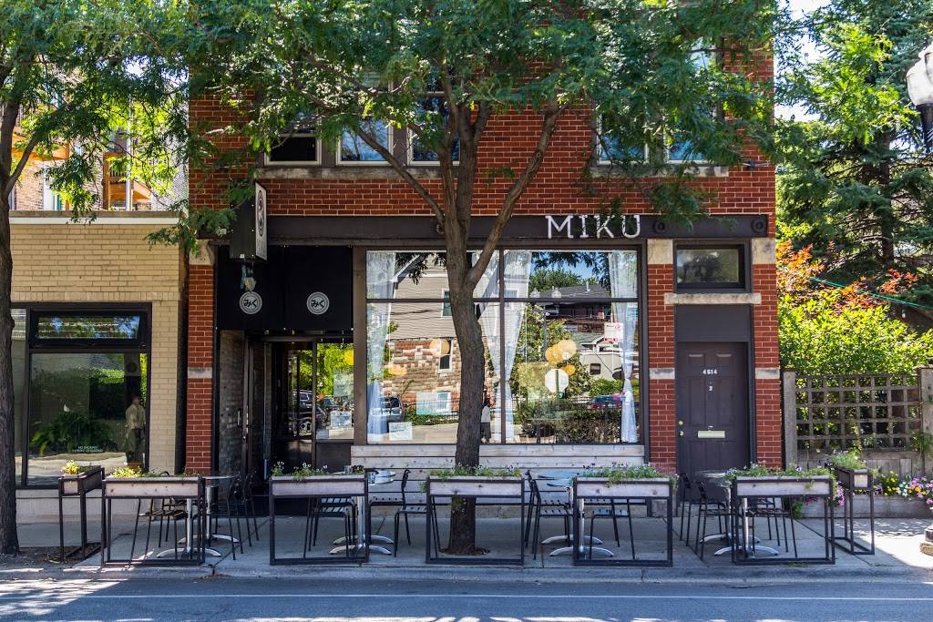 Miku Sushi | restaurant | 4514 N Lincoln Ave, Chicago, IL 60625, USA | 7736541277 OR +1 773-654-1277