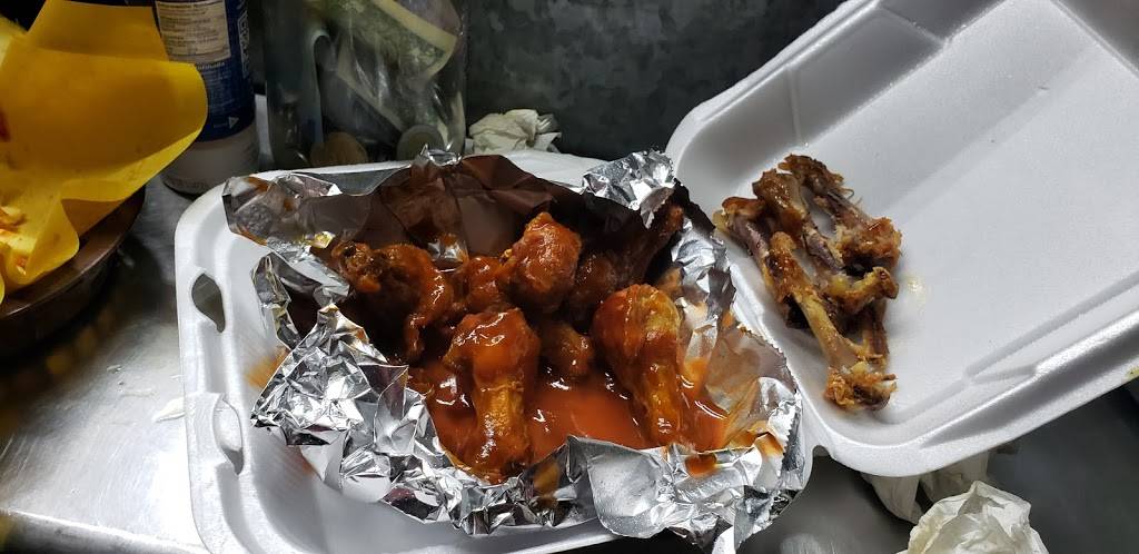 Monster Burger, Playas De Rosarito | restaurant | Emiliano Zapata 228, Predios Urbanos, Machado Sur, 22710 Rosarito, B.C., Mexico | 016611075307 OR +52 661 107 5307