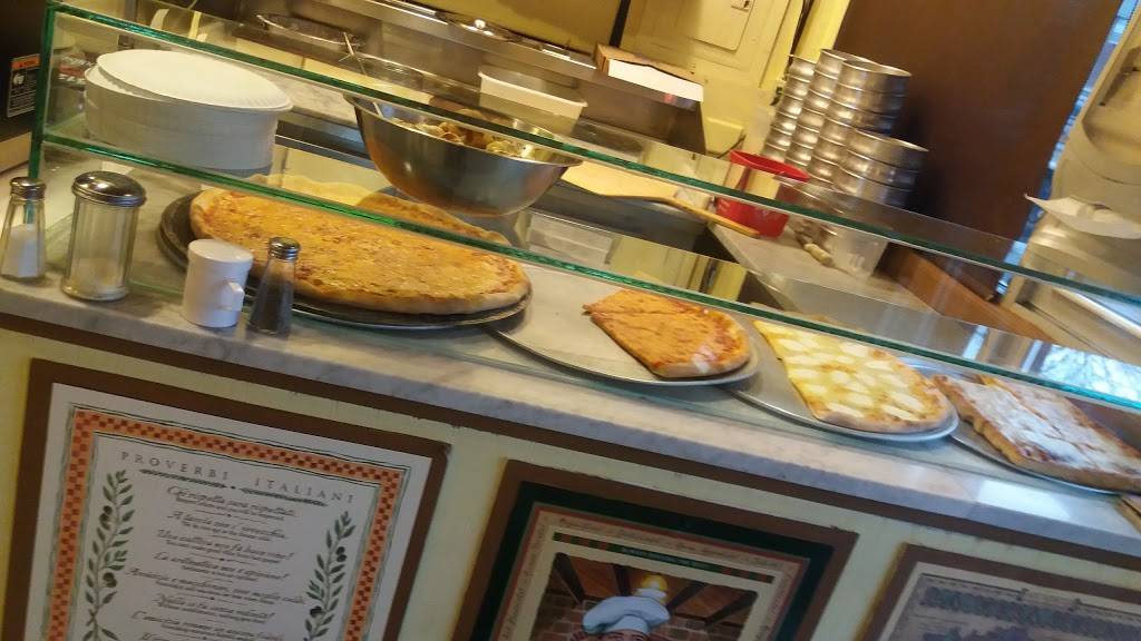 Delafield Pizza | restaurant | 731 Delafield Ave, Staten Island, NY 10310, USA | 7186821013 OR +1 718-682-1013