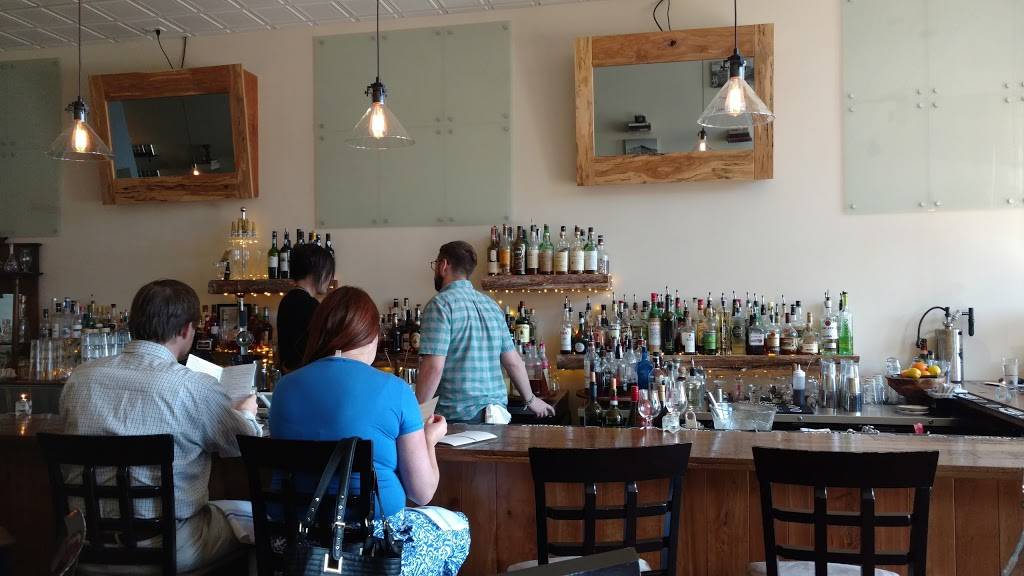 Veritas | restaurant | 11 W Gay St, Columbus, OH 43215, USA | 6147453864 OR +1 614-745-3864