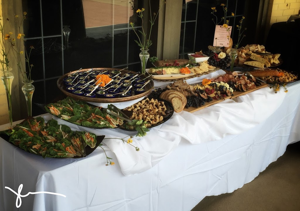 Coriander Kitchen and Farm | restaurant | 14601 Riverside Blvd, Detroit, MI 48215, USA | 3138224434 OR +1 313-822-4434