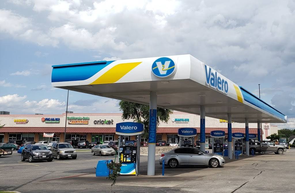 Valero | restaurant | 11331 North Lamar Boulevard Unit#A, Austin, TX 78753, USA | 5128366400 OR +1 512-836-6400