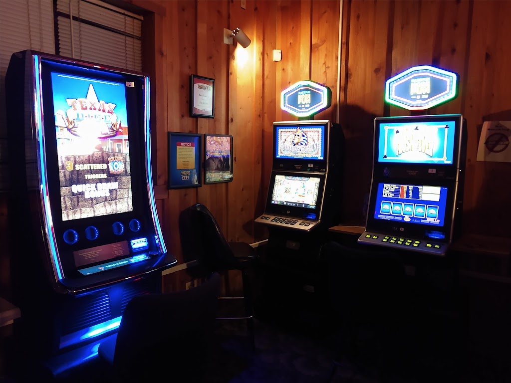 The Rose Bar And Restaurant | restaurant | 413 Umpqua Hwy 99, Drain, OR 97435, USA | 5418362521 OR +1 541-836-2521