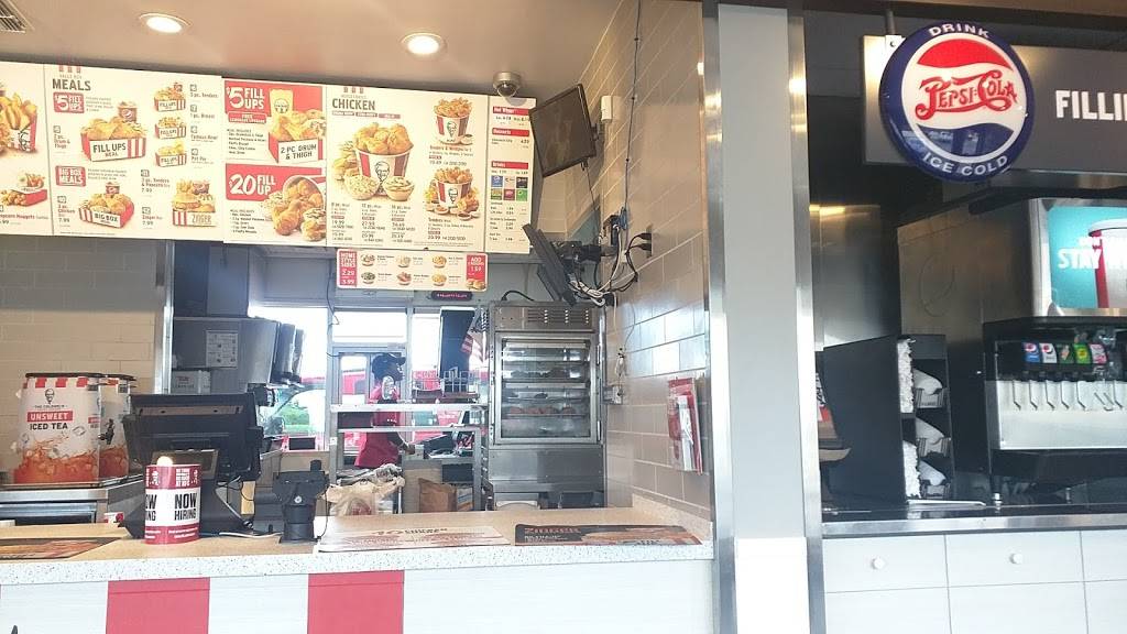 KFC | restaurant | 1200 N Moore Ave, Moore, OK 73160, USA | 4057943982 OR +1 405-794-3982