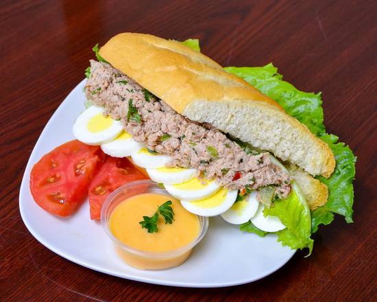 Cheese Xpress (In the Chevron) | cafe | 9970 W Oakland Park Blvd, Sunrise, FL 33351, USA | 9542743317 OR +1 954-274-3317