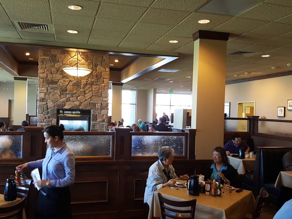 Benedicts Restaurant | restaurant | 8181 E Arapahoe Rd, Greenwood Village, CO 80112, USA | 7205299797 OR +1 720-529-9797