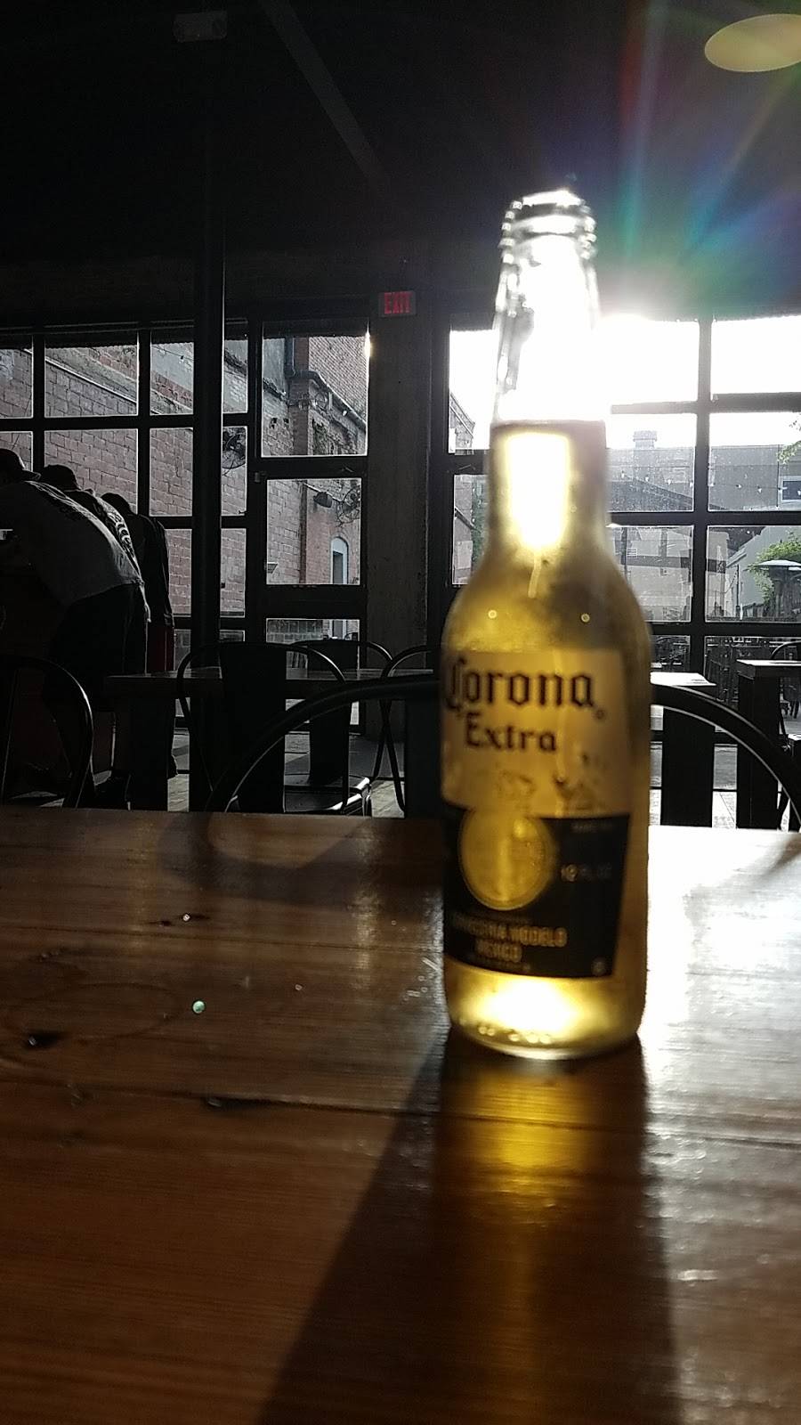 WAREHOUSE | restaurant | 108 S Austin St, Seguin, TX 78155, USA | 8304334666 OR +1 830-433-4666