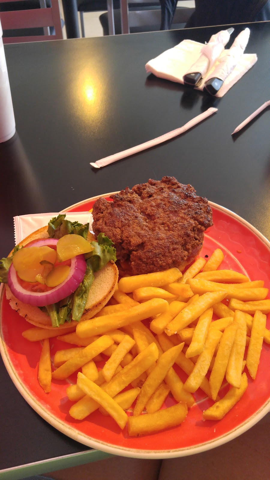 BWs Grill | restaurant | 27 Azalea Dr, Crawfordville, FL 32327, USA | 8507456257 OR +1 850-745-6257