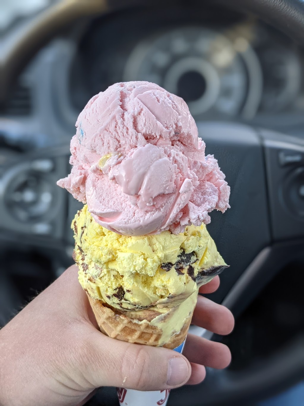 Sno Cap Drive In | restaurant | 380 W Cascade Ave, Sisters, OR 97759, USA | 5415496151 OR +1 541-549-6151