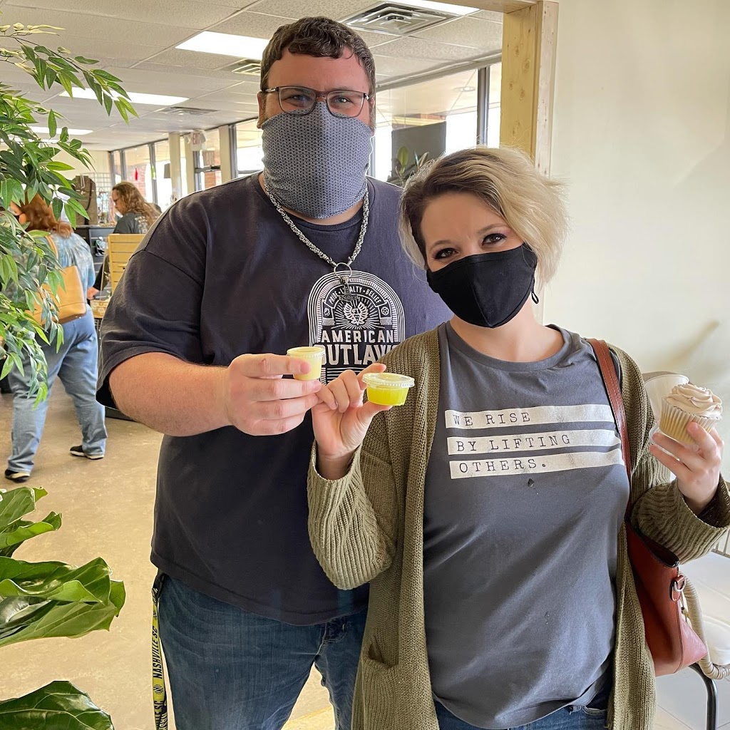 Juice&Rootz | restaurant | 215 Dover Rd, Clarksville, TN 37042, USA | 9315531045 OR +1 931-553-1045