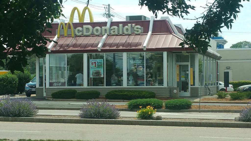 McDonalds | cafe | 715 Belmont St, Brockton, MA 02301, USA | 5085833889 OR +1 508-583-3889