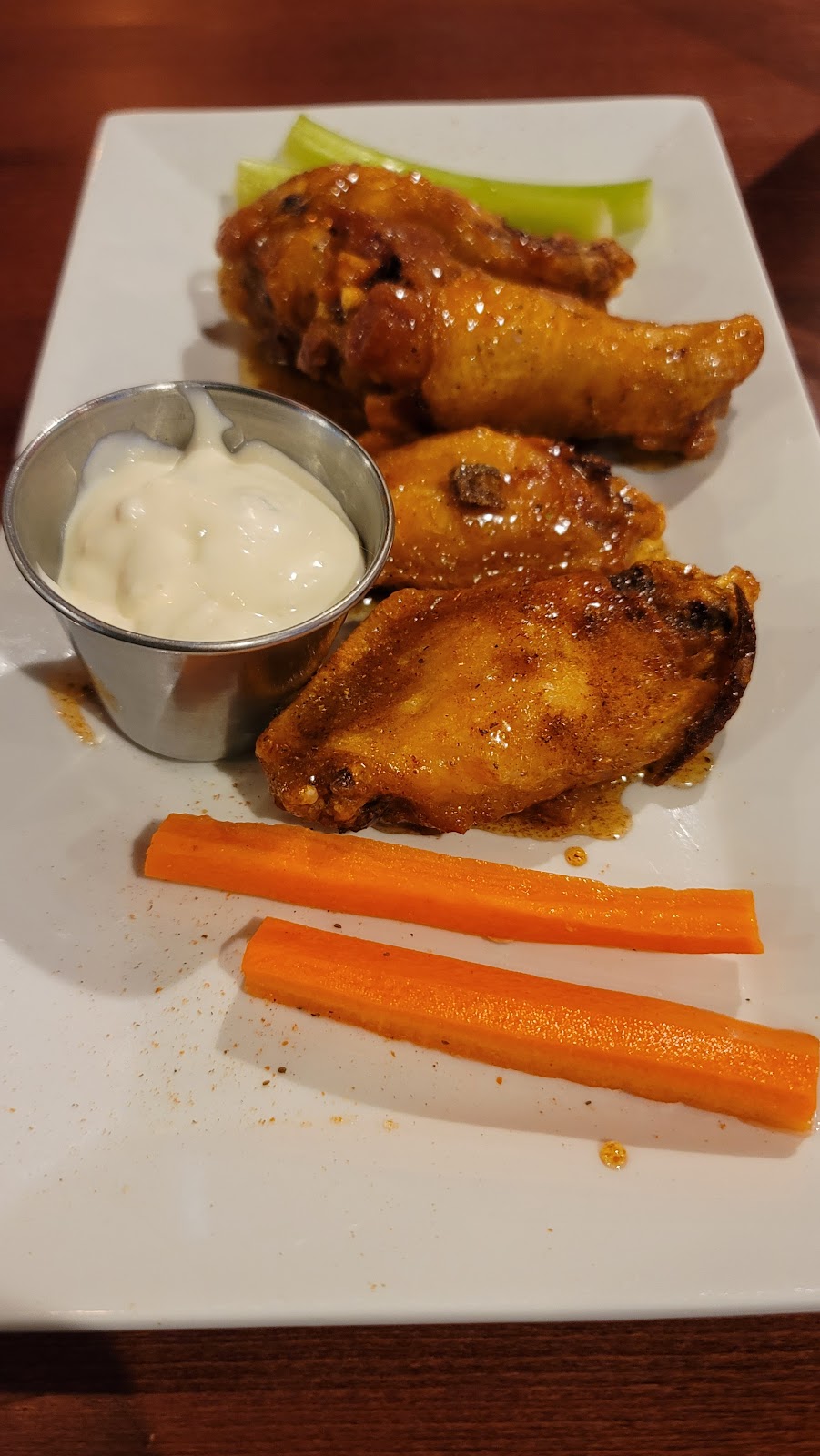 Red Tails Ocean Grille | restaurant | 173 St Patricks Dr, Waldorf, MD 20603, USA | 2405656077 OR +1 240-565-6077