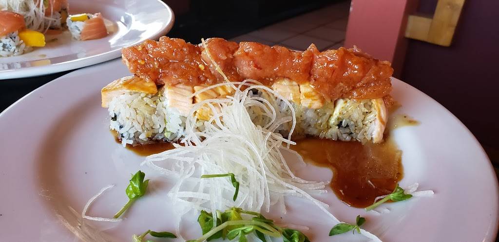 2 Die For Sushi | restaurant | 7625 Topanga Canyon Blvd, Canoga Park, CA 91304, USA | 8189992008 OR +1 818-999-2008