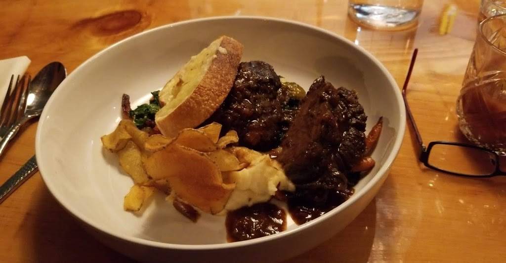 Racines Bistro Bar a Vin | restaurant | 741 Boulevard des Seigneurs, Terrebonne, QC J6W 1T5, Canada | 4504712577 OR +1 450-471-2577