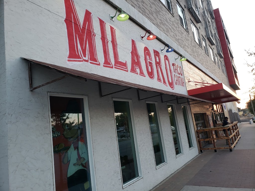 Milagro Tacos Cantina | restaurant | 440 Singleton Blvd Ste 100, Dallas, TX 75212, USA | 4698720168 OR +1 469-872-0168