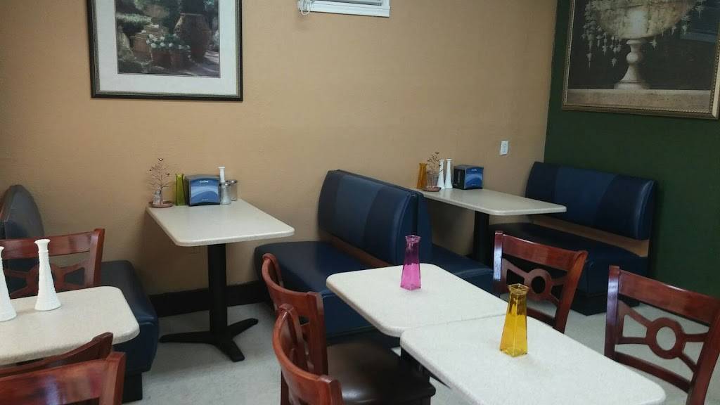 Moms Restaurant Haitian Cuisine and Bakery | restaurant | 11900 N Nebraska Ave Suite #1, Tampa, FL 33612, USA | 8136310900 OR +1 813-631-0900
