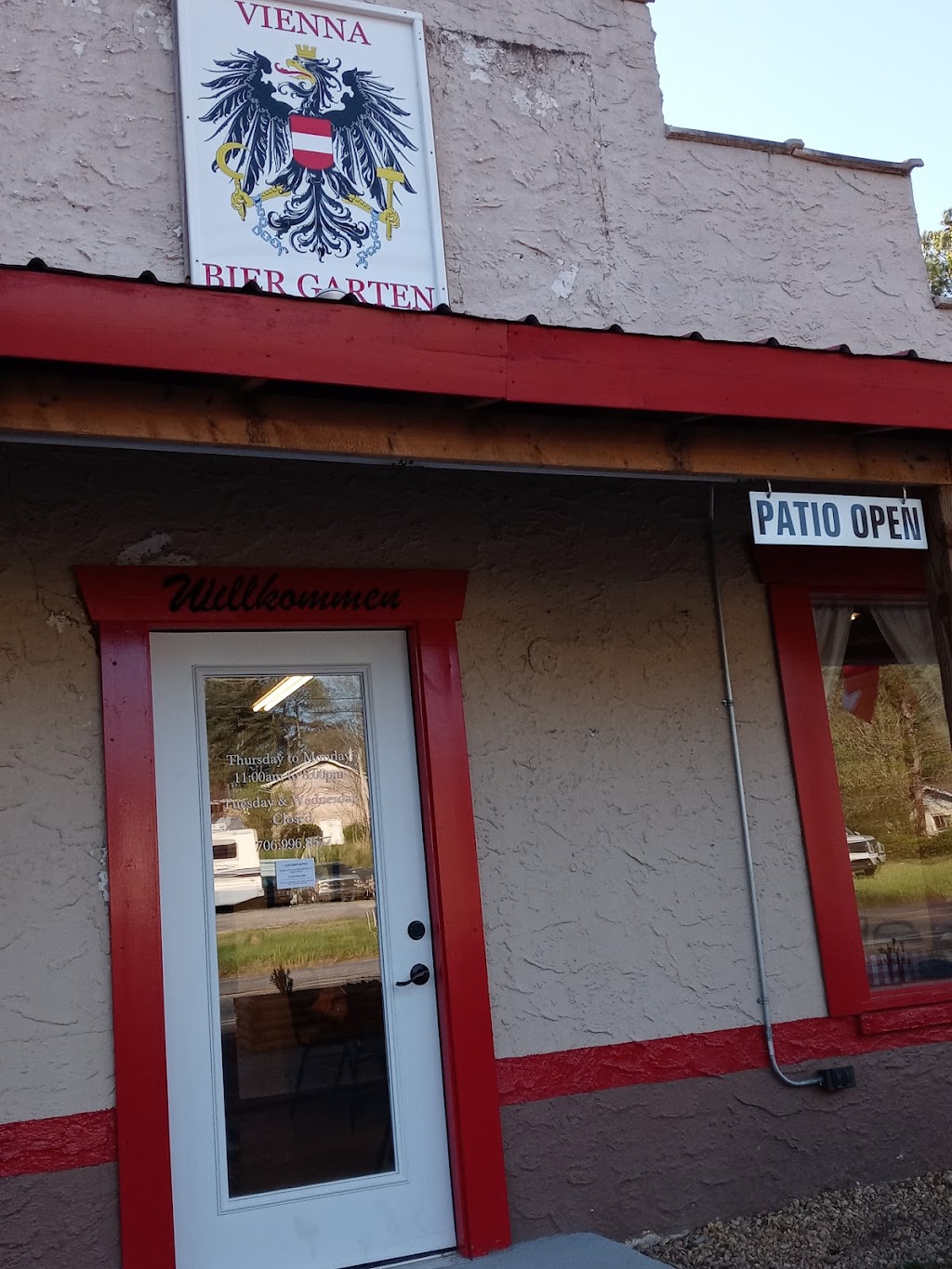 VIENNA BIER GARTEN | restaurant | 1391 N Main St, LaFayette, GA 30728, USA | 7069968577 OR +1 706-996-8577