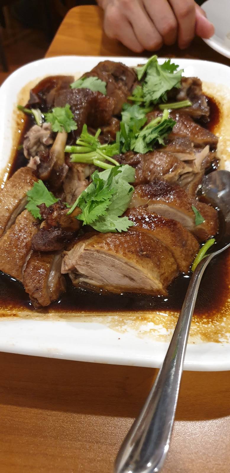 Golden Dragon Palace | restaurant | 7000 McLeod Rd, Niagara Falls, ON L2G 7K3, Canada | 9053568668 OR +1 905-356-8668