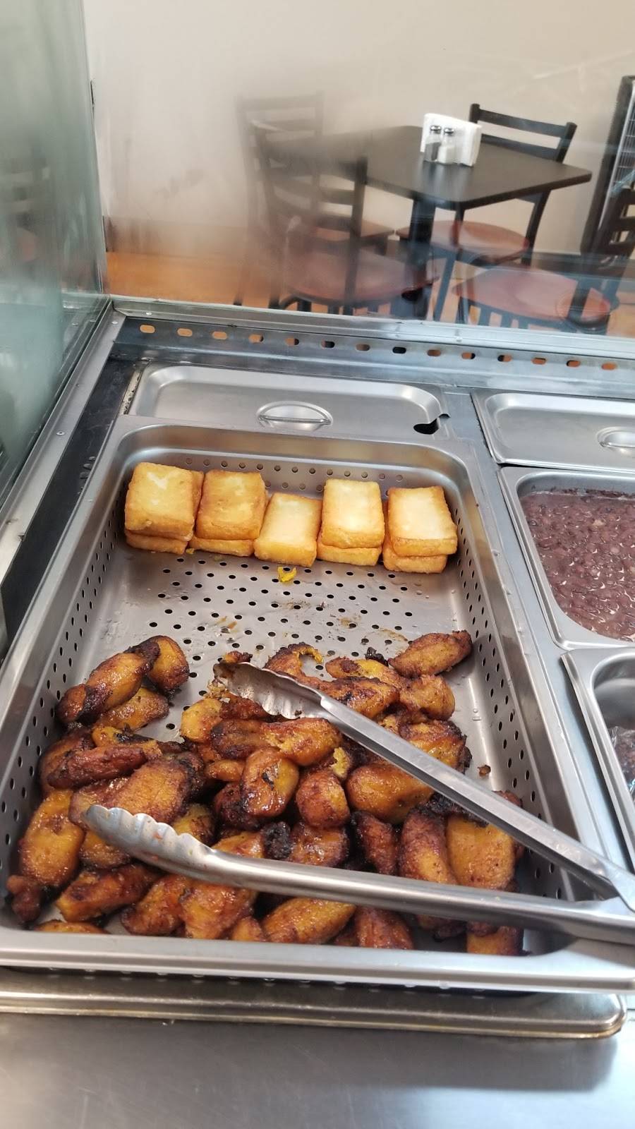 El PlatoNeeka | restaurant | 18304 SW 147th Ave, Miami, FL 33187, USA | 7864291408 OR +1 786-429-1408