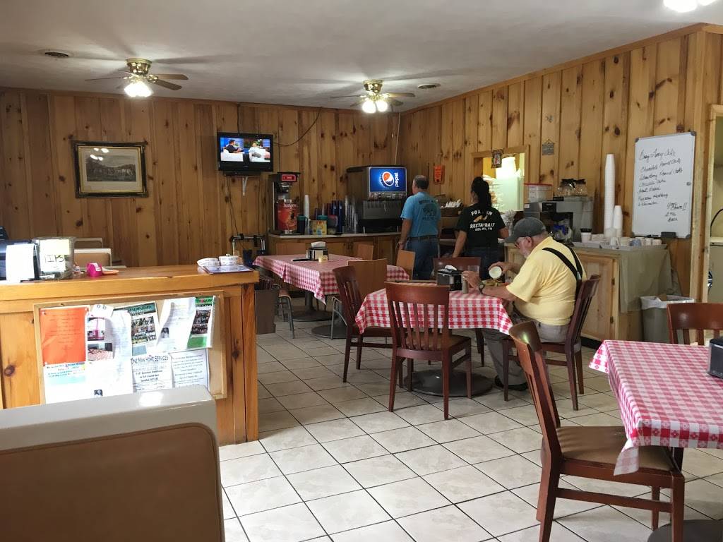 Fox Den | restaurant | 790 TN-107, Del Rio, TN 37727, USA | 4234872945 OR +1 423-487-2945