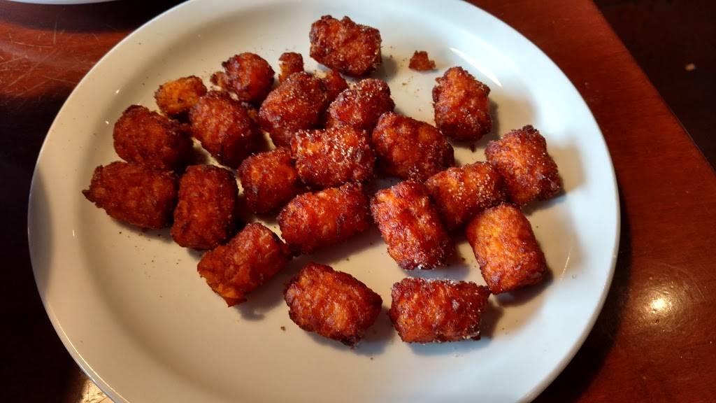 Brick House Tavern + Tap | restaurant | 581 Howe Ave, Cuyahoga Falls, OH 44221, USA | 3309206244 OR +1 330-920-6244