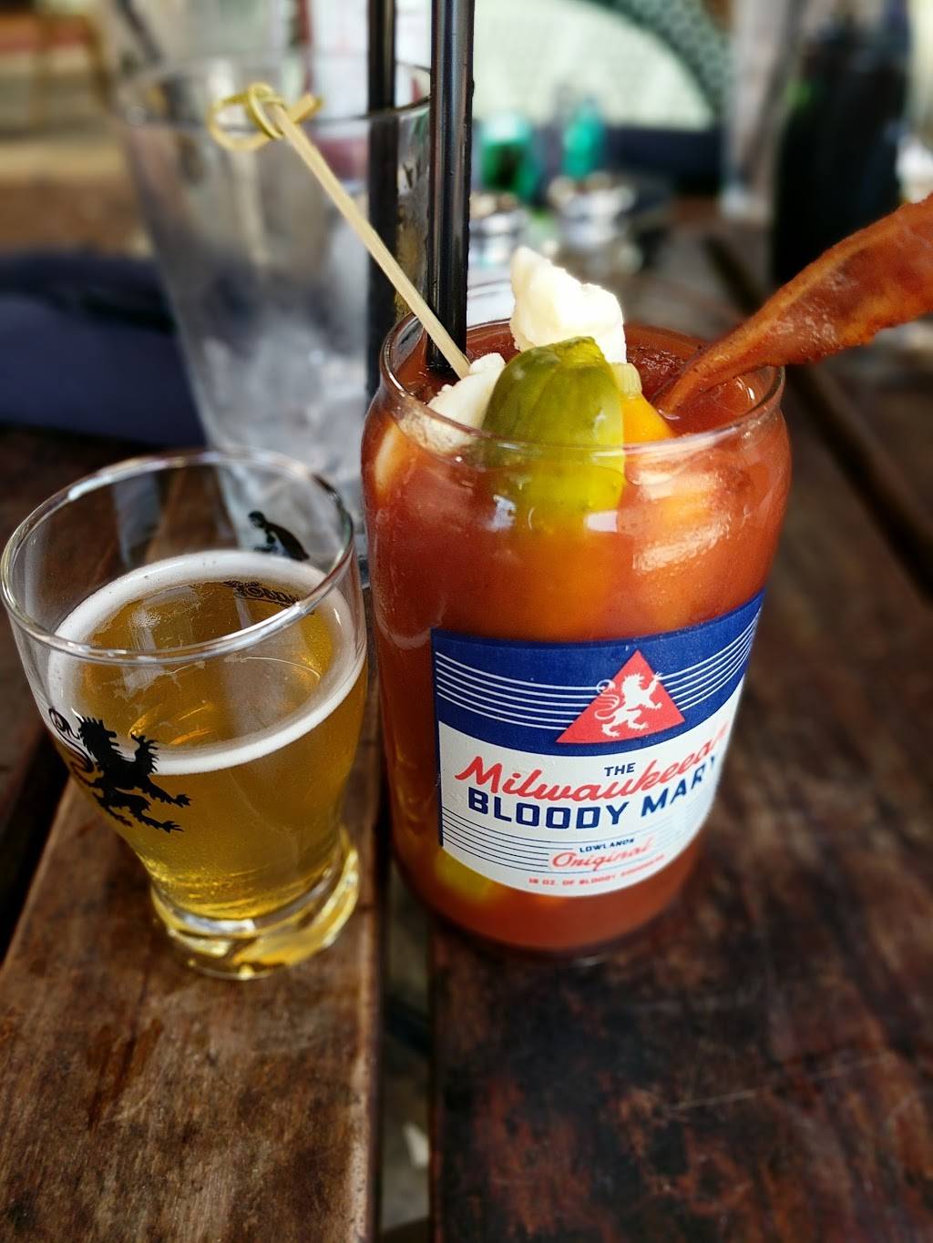 Café Benelux | cafe | 346 N Broadway, Milwaukee, WI 53202, USA | 4145012500 OR +1 414-501-2500