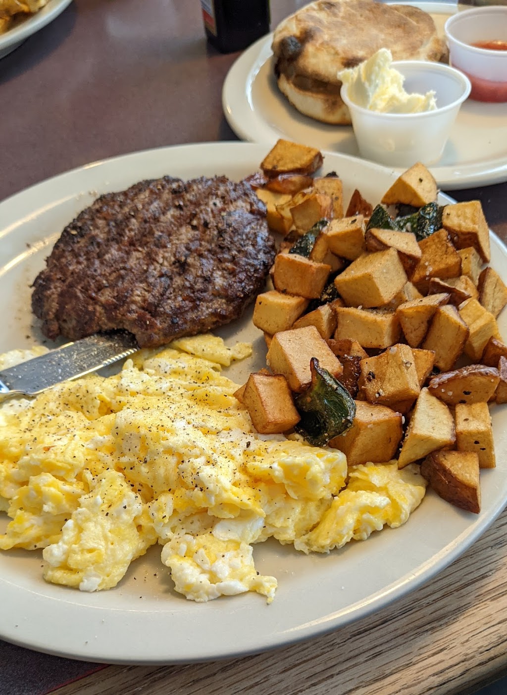 Bienvenidos Restaurant | restaurant | 2600 Navajo Blvd, Holbrook, AZ 86025, USA | 9285241600 OR +1 928-524-1600