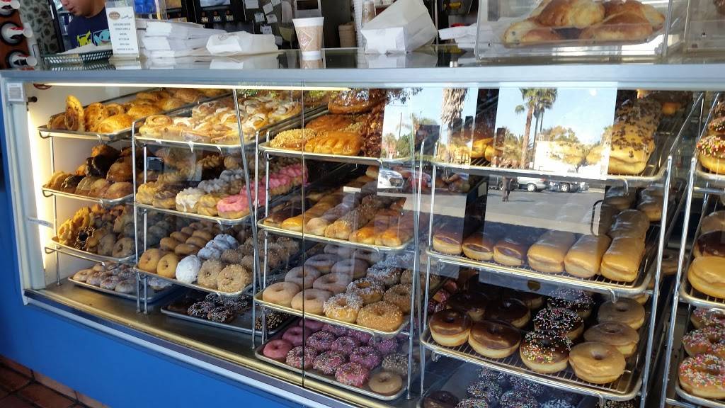 Spudnut Doughnuts | bakery | 600 S Victoria Ave # A300, Oxnard, CA 93035, USA | 8053822979 OR +1 805-382-2979